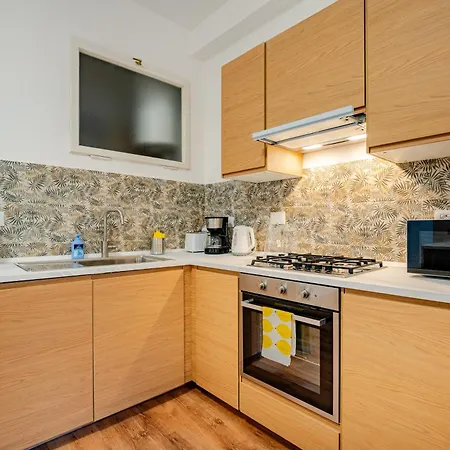 Ampio Di Design Nel Cuore Di Apartament