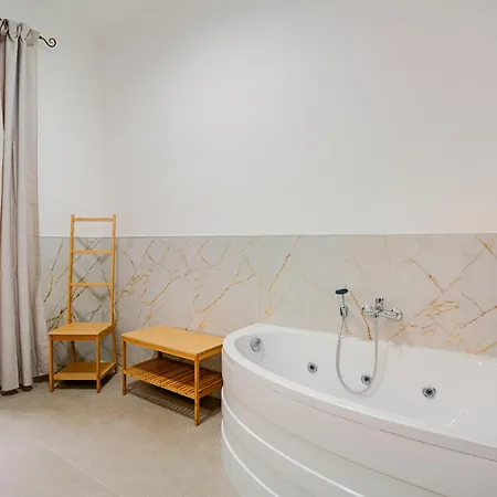 Ampio Di Design Nel Cuore Di * Roma