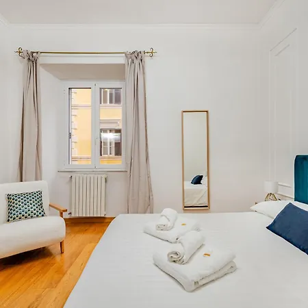 Ampio Di Design Nel Cuore Di Apartment Rom