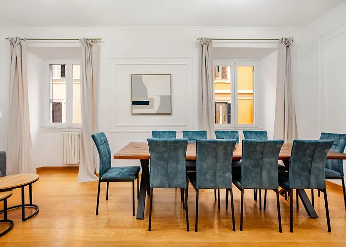 Daire Ampio Di Design Nel Cuore Di Roma