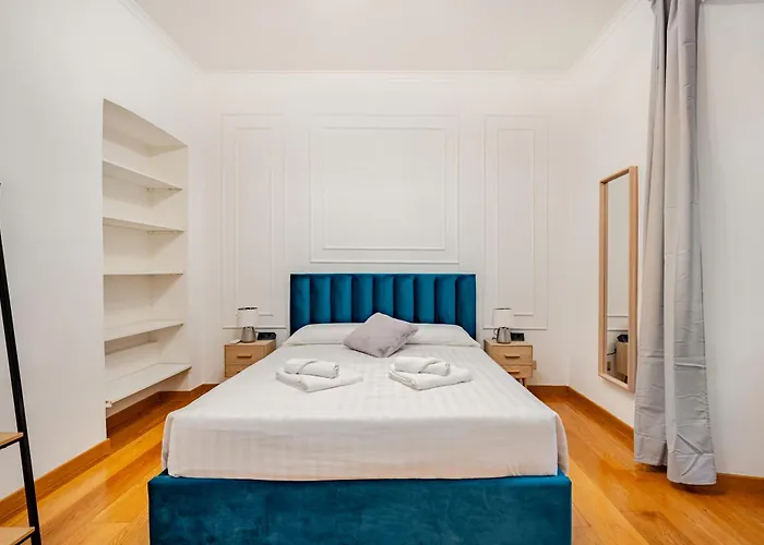 Daire Ampio Di Design Nel Cuore Di Roma